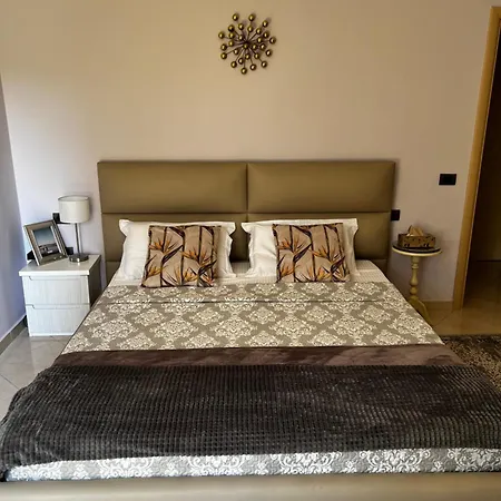 Aurum Apartment Golem (Tirana)
